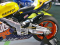 A plastic model of the Honda RC211V motorcycle made from the Tamiya kit - photo no 4.