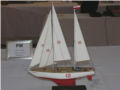 Link to photos of a plastic model of the Polish Polonez yacht.