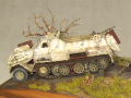 Diorama with plastic models of the SdKfz 8 armored vehicle and the PaK 44 anti-tank gun - photo no 5