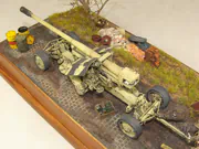 Diorama with plastic models of SdKfz 8 armored vehicle and PaK 44 anti-tank gun - photo No. 10 - close-up