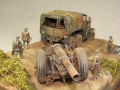 Link to photos of a diorama with models of the Scammell Pioneer artillery tractor and the howitzer