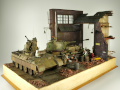 The World War II diorama features two plastic models of armored vehicles made in 1:35 scale. These models are: an anti-aircraft gun placed on the chassis of the Panthera tank and the VK 72.01(K) Löwe tank - photo No. 6